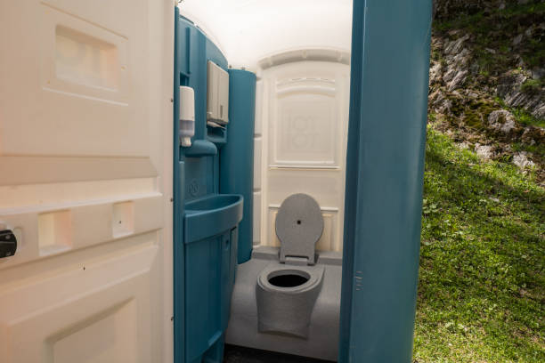 Best Portable restroom trailer rental  in Haw River, NC